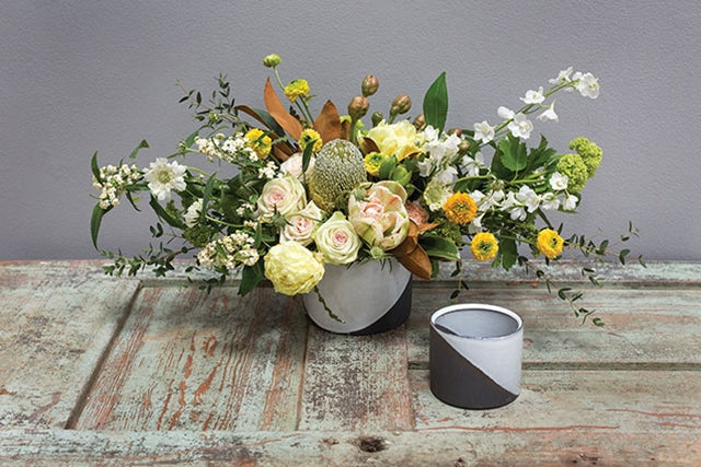 Deuce pot- 4.75" x 4" - Wilder & Rain Flowers - Kincardine's florist